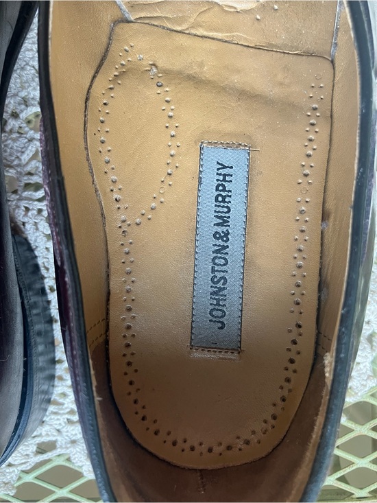 Johnston & Murphy Men\'s Dark Burgundy Tassel Loafers 9 1/2 EE